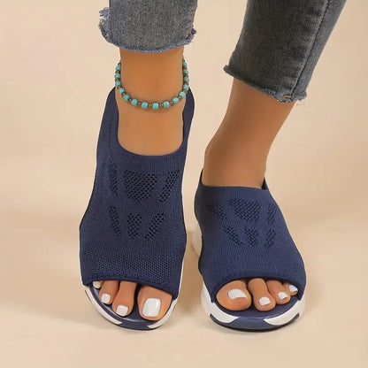 CurveLift Everyday Mesh Comfort Shoe