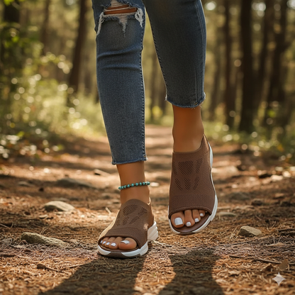 CurveLift Everyday Mesh Comfort Shoe