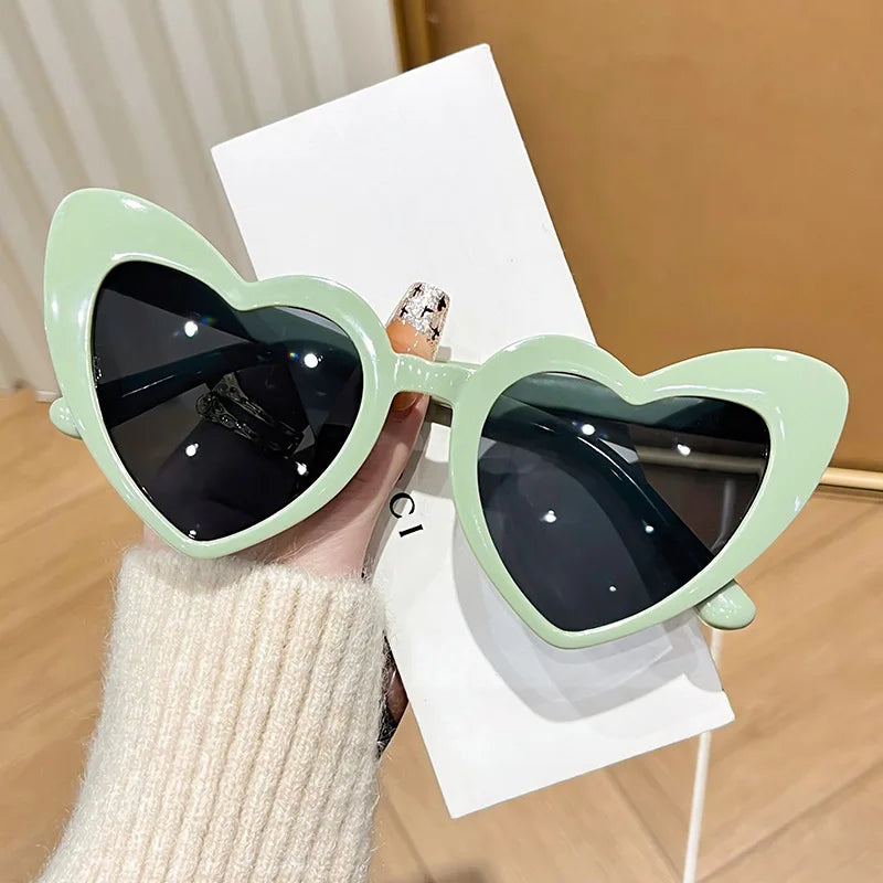 CurveLift Retro Heart Shine Shades